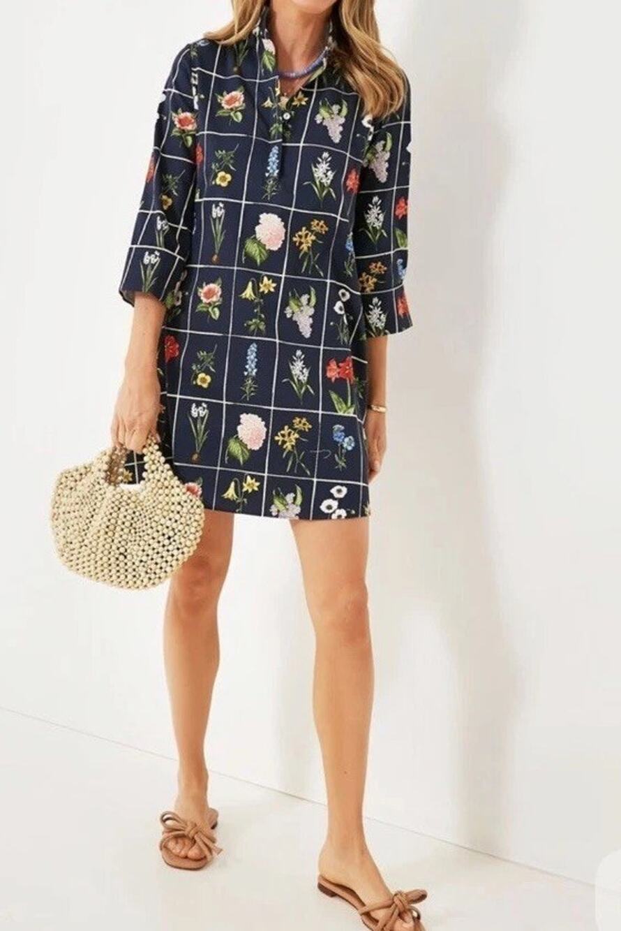 Tuckernuck Navy Fresh Buds Megan Dress Size M